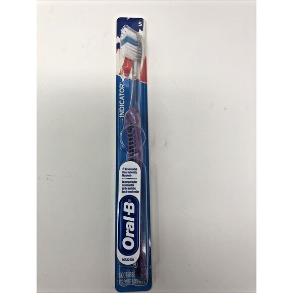 Oral-B Indicator Contour Clean Soft Toothbrush, Purple Soft - Picture 1 of 5